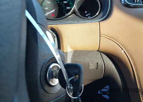 2015 Buick Enclave Leather z USA, uszkodzony, nr VIN 5GAKRBKD9FJ285764